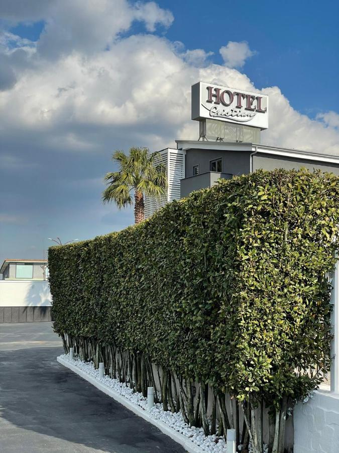 Hotel Cristian Giugliano In Campania Exteriör bild