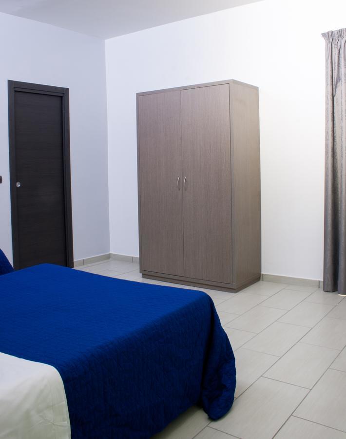 Hotel Cristian Giugliano In Campania Exteriör bild